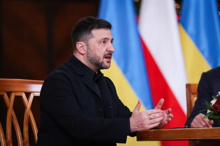 Zelensky anuncia histórica reunión trilateral entre Ucrania, Rusia y EE.UU. para negociar el fin de la guerra