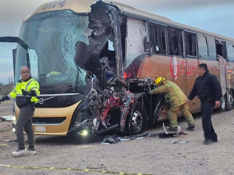 Vinculan a proceso a chofer por choque que dejó cinco muertos en Caborca